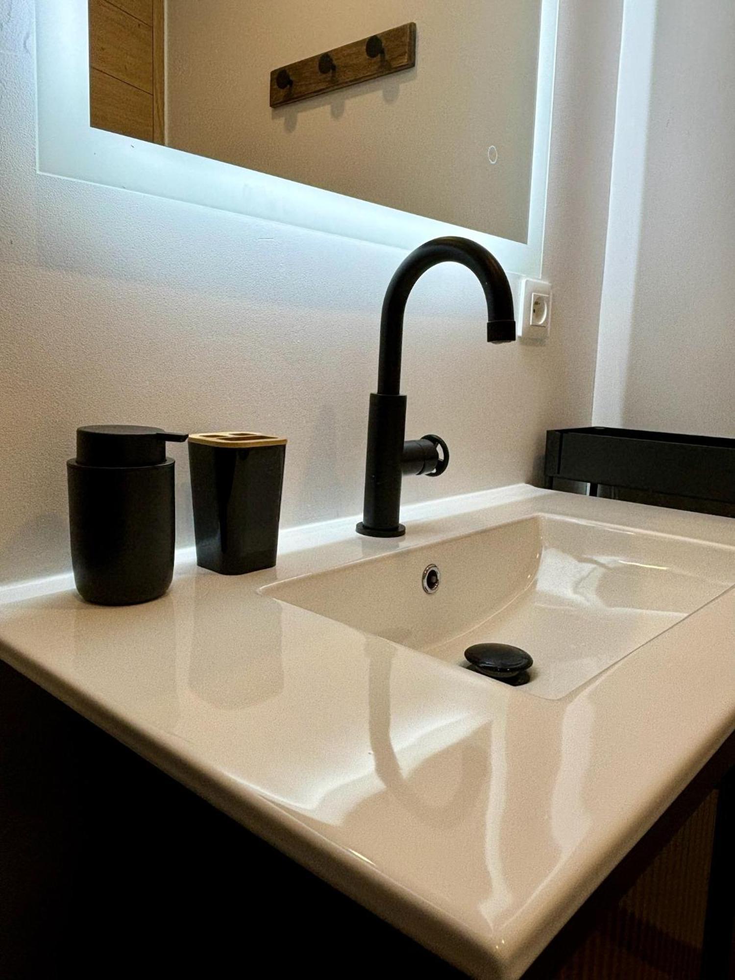 Appartement Neuf 2 Pieces 43M2 "Les Cimes" La Chaux Neuve Eksteriør billede